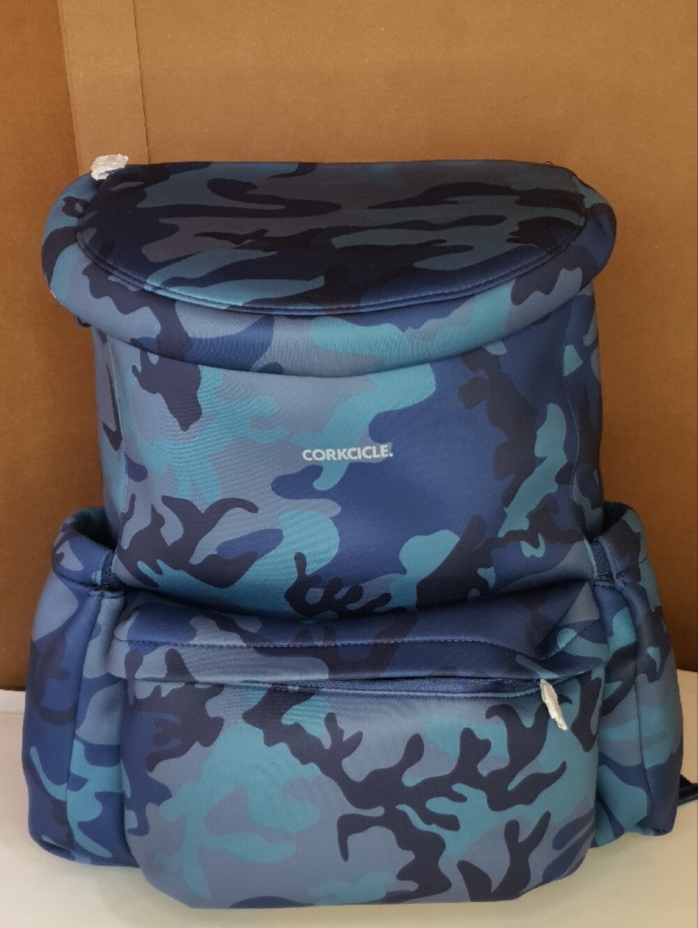 Corkcicle Lotus Backpack Cooler NWT + Free Gift - Picture 7 of 15
